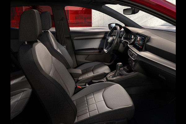 Seat Ibiza 1.0 EcoTSI FR Business Connect | *NIEUW* Python Yellow Metallic | DSG-Automaat | Velgen 'Performance Machined' 18 inch | Draadloze Carplay | Parkeersensoren V/A + Achteruitrij camera