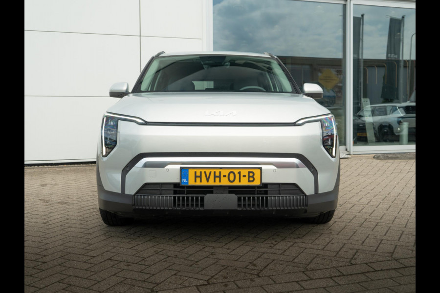 Kia EV3 Plus 81.4 kWh | Stoel en stuurverwarming | Navi | Dode hoek assistentie |