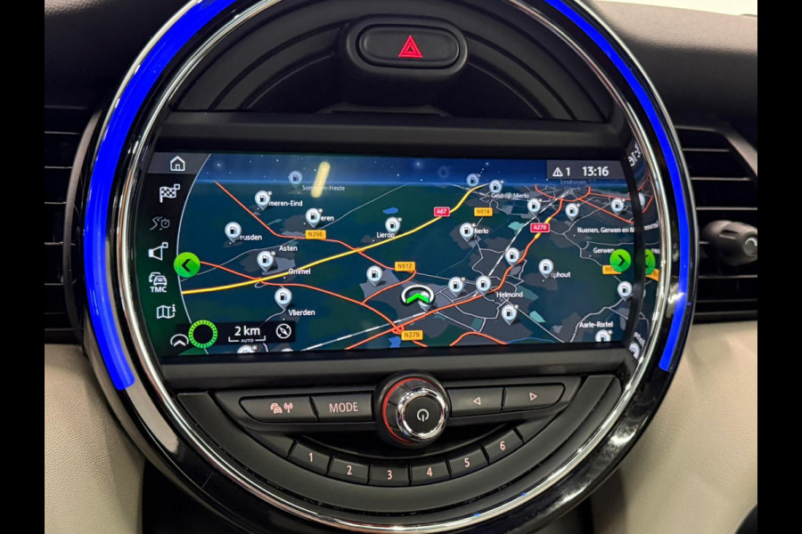 MINI 5-deurs 1.5 Cooper John Cooper Works Pakket Automaat Panoramadak Navigatie Camera Parkeersensoren Cruise Control Full Led Stoelverwarming Leder Climate Control Lichtmetalen velgen