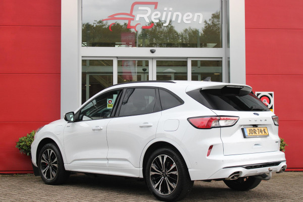 Ford Kuga 2.5 PHEV 225PK ST-LINE X | ELEKTRISCH WEGKLAPBARE TREKHAAK | NAVIGATIE | WINTER PACK: VOORRUIT/STUUR/STOEL VERWARMING | ACHTERBANK VERWARMING | DODEHOEKDETECTIE | CAMERA VOOR + ACHTER | KEYLESS ENTRY/START | RODE REMKLAUWEN | ADAPTIVE CRUISE CONTROL | DAB+ RADIO | APPLE CARPLAY/ANDROID AUTO | 19" LICHTMETALEN VELGEN | PARKEERSENSOREN VOOR + ACHTER | AUTOMATISCH INPARKEREN | ELEKTRISCH BEDIENBARE ACHTERKLEP |