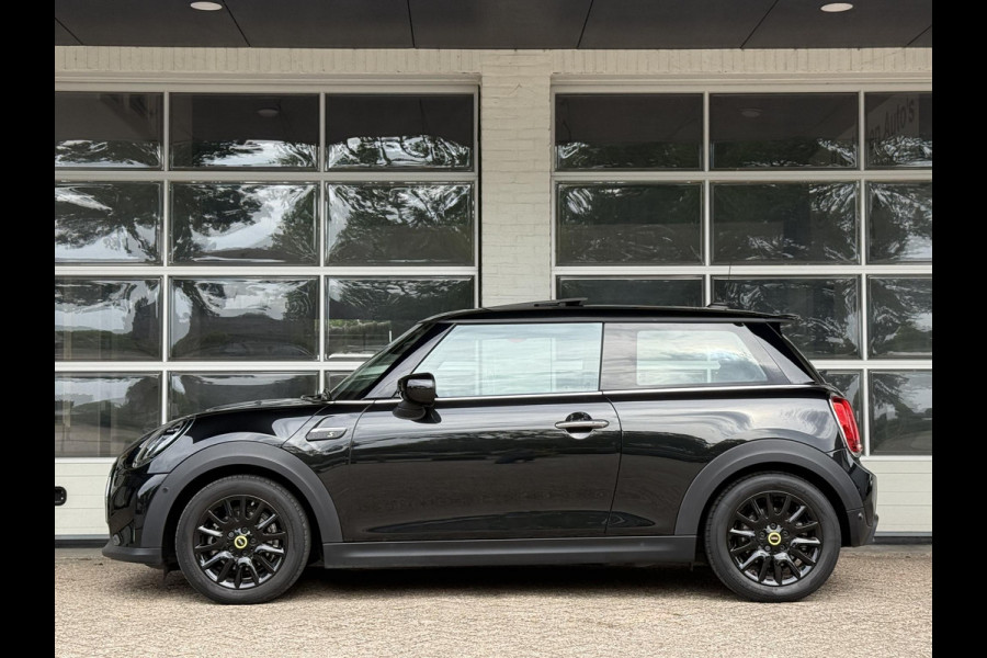 MINI Electric MINI Electric 33 kWh | PANORAMA | HARMAN KARDON | LEDEREN SPORTSTOELEN | CAMERA | KEYLESS |