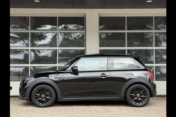 MINI Electric MINI Electric 33 kWh | PANORAMA | HARMAN KARDON | LEDEREN SPORTSTOELEN | CAMERA | KEYLESS |