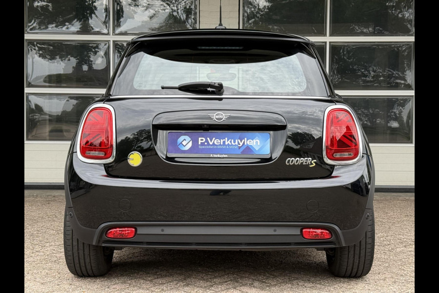 MINI Electric MINI Electric 33 kWh | PANORAMA | HARMAN KARDON | LEDEREN SPORTSTOELEN | CAMERA | KEYLESS |