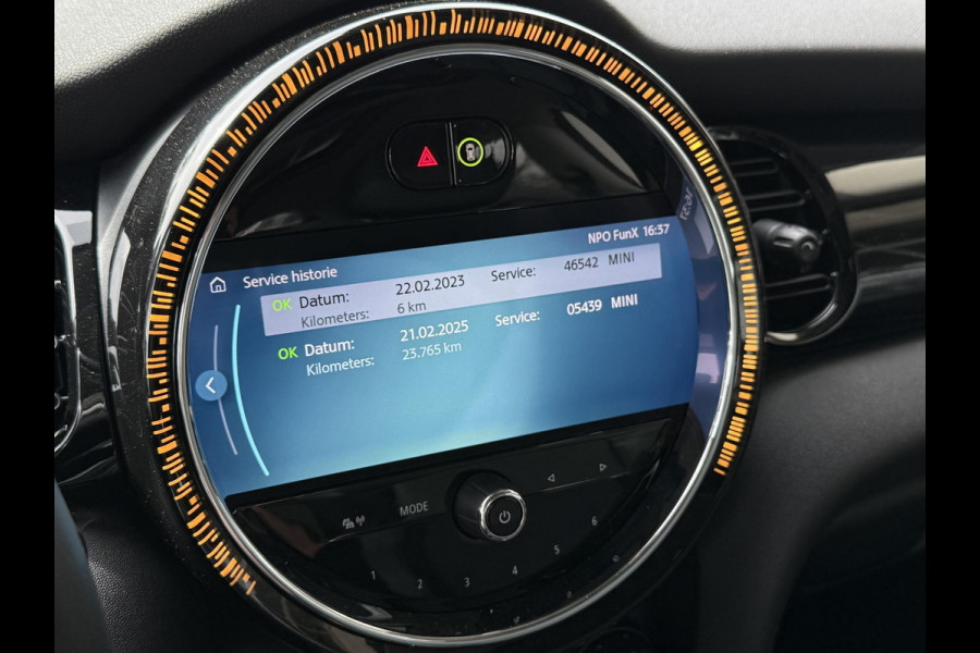 MINI Electric MINI Electric 33 kWh | PANORAMA | HARMAN KARDON | LEDEREN SPORTSTOELEN | CAMERA | KEYLESS |