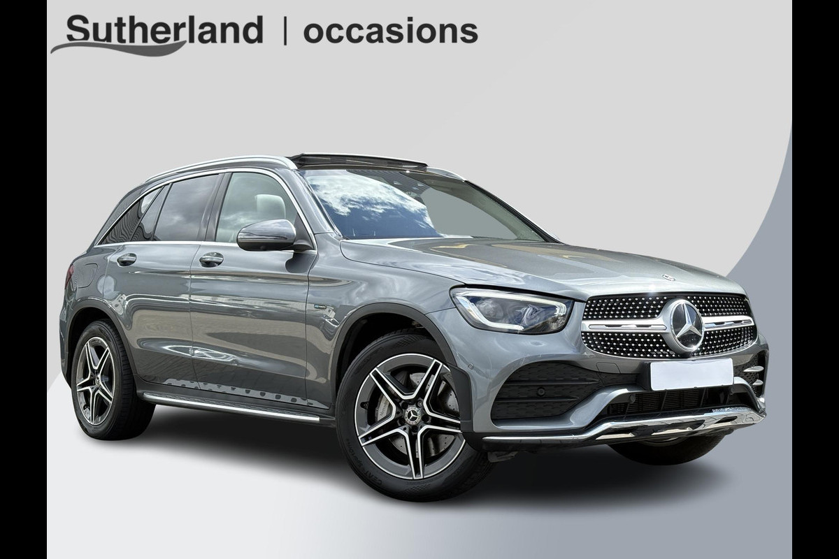 Mercedes-Benz GLC 300e 4MATIC AMG Line 320pk | PHEV | Panoramadak | Burmester Audio | Stoelverwarming | Achteruitrijcamera | 360 Camera | Dealeronderhouden