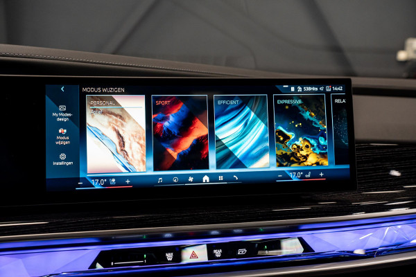 BMW 7 Serie 750e xDrive *M-Sport Pro / Panorama Sky Lounge / Bowers & Wilkins / Stoelventilatie & Massage / Head-Up Display*