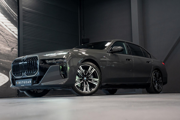 BMW 7 Serie 750e xDrive *M-Sport Pro / Panorama Sky Lounge / Bowers & Wilkins / Stoelventilatie & Massage / Head-Up Display*