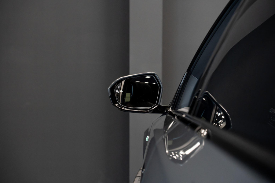 BMW 7 Serie 750e xDrive *M-Sport Pro / Panorama Sky Lounge / Bowers & Wilkins / Stoelventilatie & Massage / Head-Up Display*