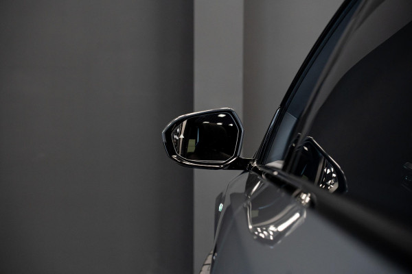 BMW 7 Serie 750e xDrive *M-Sport Pro / Panorama Sky Lounge / Bowers & Wilkins / Stoelventilatie & Massage / Head-Up Display*
