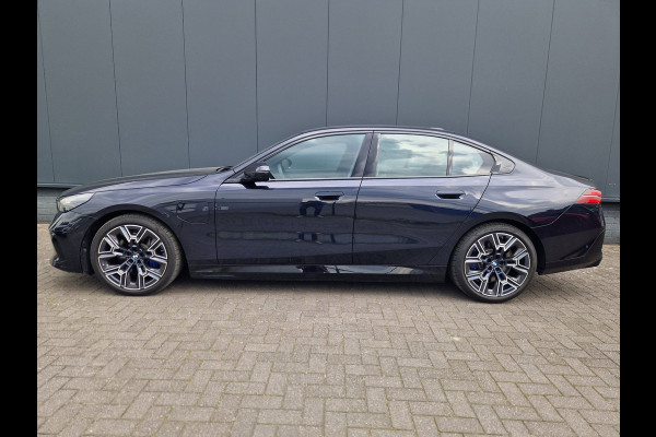 BMW 5 Serie 550e xDrive M Sport Package Pro
