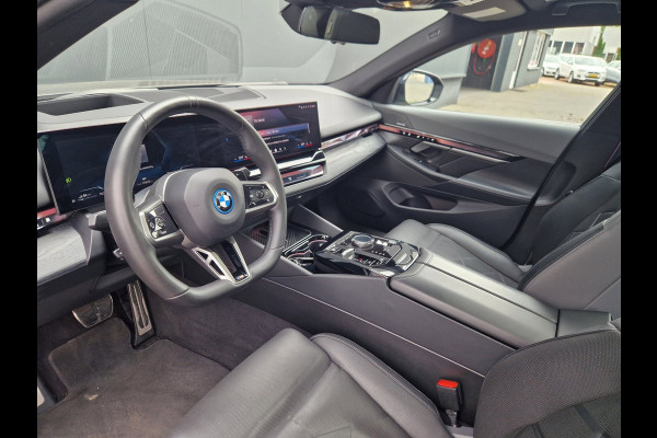 BMW 5 Serie 550e xDrive M Sport Package Pro