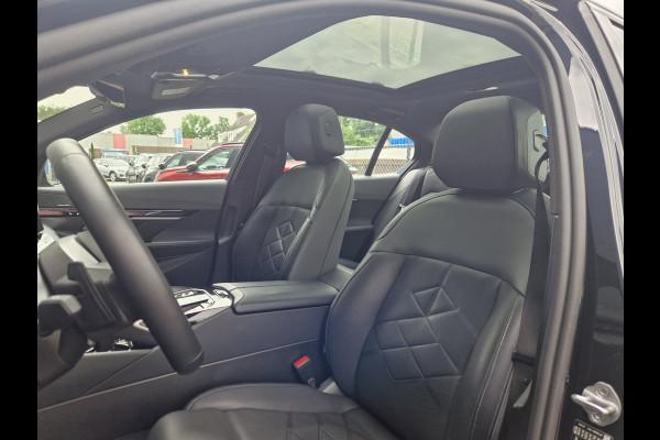 BMW 5 Serie 550e xDrive M Sport Package Pro