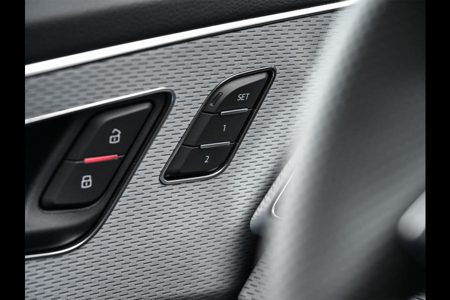 Audi Q8 55 TFSI e quattro Pro Line S | Panoramadak | 360 Camera | B&O | Head-up | Achterasbesturing | Luchtvering | Ambiance interieur | Soft close | Trekhaak | Stuurwiel verwarmd |