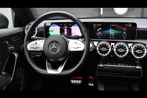Mercedes-Benz CLA-Klasse 180 AMG-Line, Pano, Memory, 360, Ambient, Keyless!
