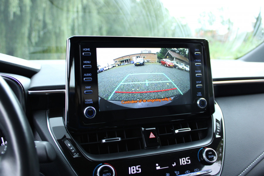 Toyota Corolla 1.8 HYBRID AUT. DYNAMIC NAVI/CAMERA/CARPLAY