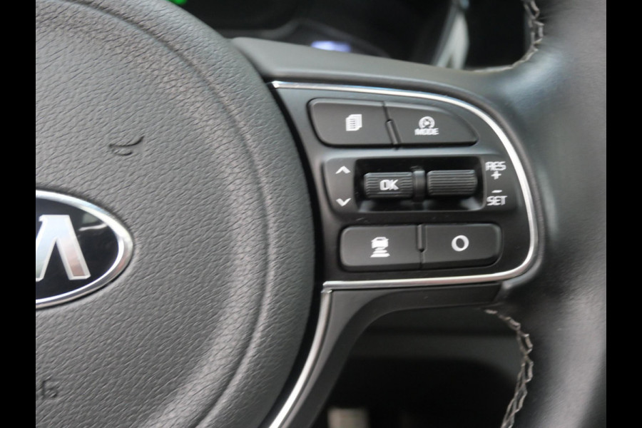 Kia Niro 1.6 GDi Hybrid ExecutiveLine | Cruise | Carplay | Navi | Keyless | Stoelverwarming-ventilatie | schuif-kanteldak