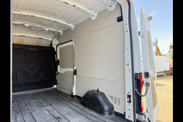 Ford Transit 2.0 TDCI 170PK L3H3 Climate control Cruise control Parkeersensoren