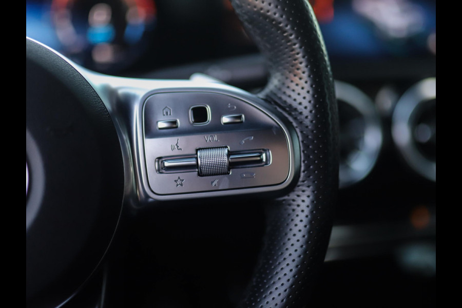 Mercedes-Benz A-Klasse 250 e Business Solution AMG Limited | Camera | Memory | ACC | Stoelverw.