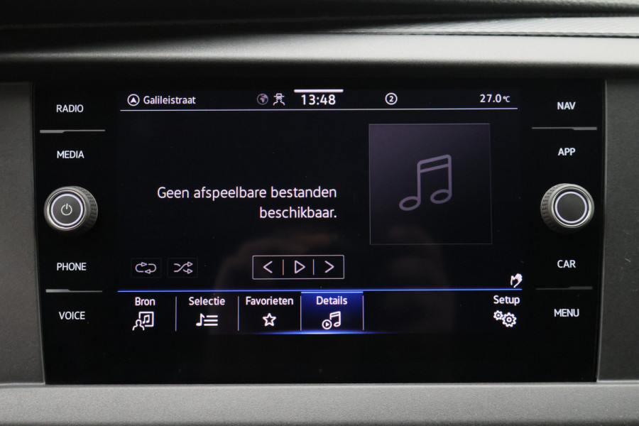 Volkswagen Transporter 2.0 TDI L2H1 30 DSG Cruise, Apple Carplay, Trekhaak, PDC