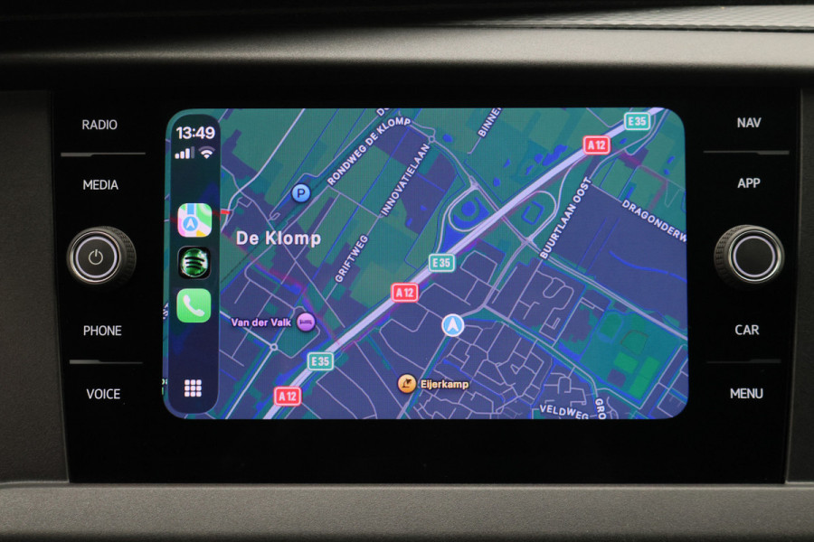 Volkswagen Transporter 2.0 TDI L2H1 30 DSG Cruise, Apple Carplay, Trekhaak, PDC