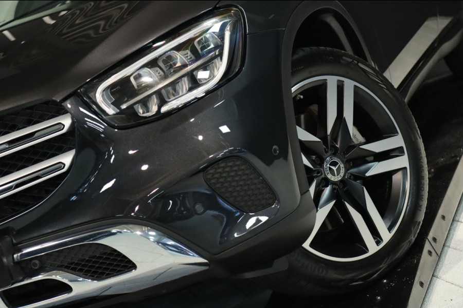 Mercedes-Benz GLC 300e 4MATIC / PANODAK / 360 / BURMESTER / MATRIX / CARPLAY