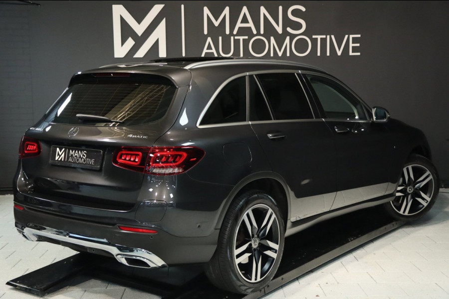 Mercedes-Benz GLC 300e 4MATIC / PANODAK / 360 / BURMESTER / MATRIX / CARPLAY