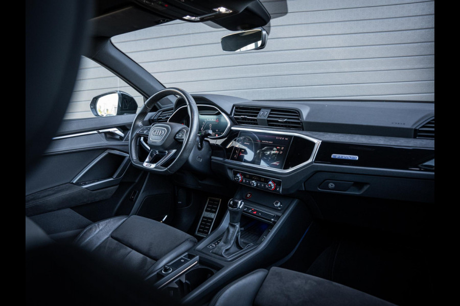 Audi Q3 Sportback TFSI RS Q3 - Full Black Edition l ACC l B&O | BTW