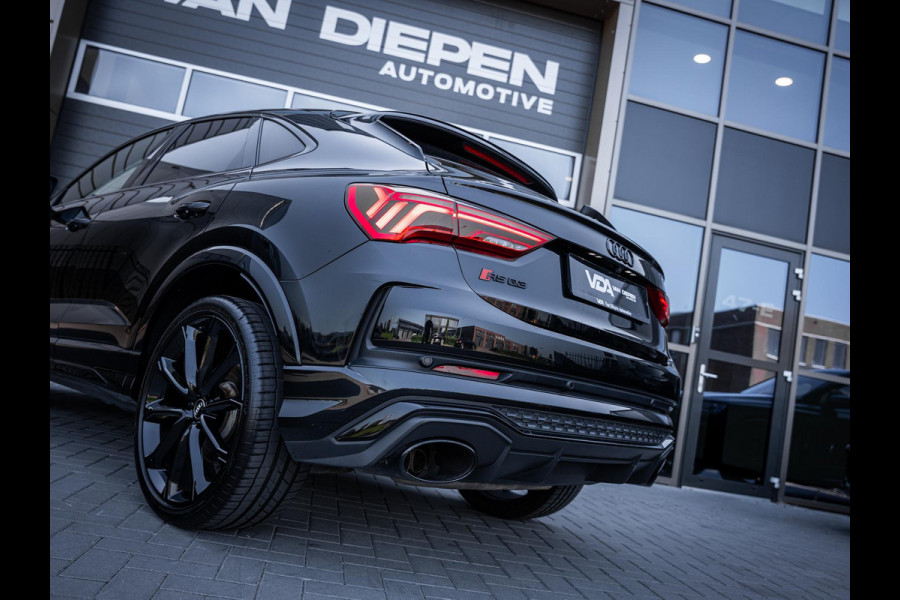Audi Q3 Sportback TFSI RS Q3 - Full Black Edition l ACC l B&O | BTW