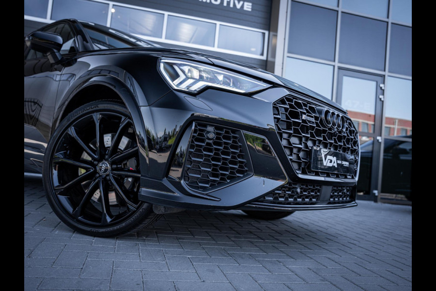 Audi Q3 Sportback TFSI RS Q3 - Full Black Edition l ACC l B&O | BTW