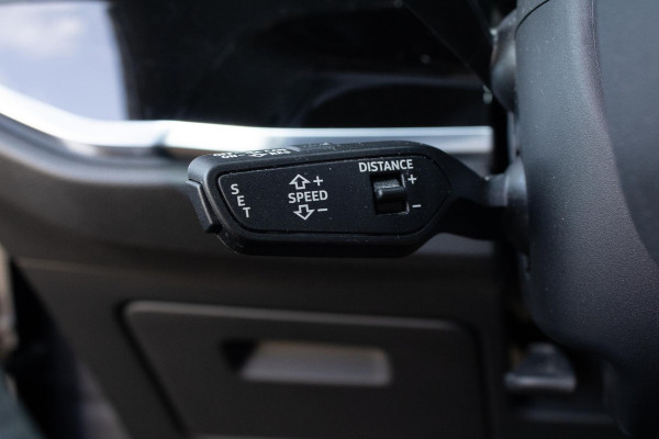 Audi Q3 35 TFSI Advanced Matrix Camera Stoelverwarming Trekhaak