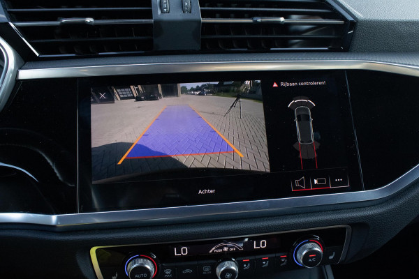 Audi Q3 35 TFSI Advanced Matrix Camera Stoelverwarming Trekhaak