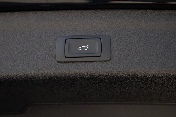 Audi Q3 35 TFSI Advanced Matrix Camera Stoelverwarming Trekhaak