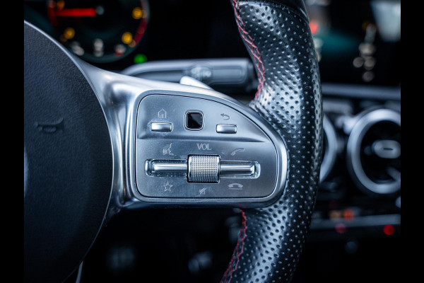 Mercedes-Benz A-Klasse 220 d Premium Plus - AMG l Pano l Night pakket