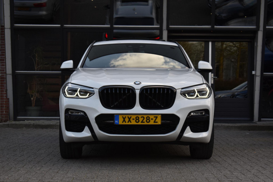 BMW X4 xDrive20i High Executive Edition M-Sport Pano Camera HK