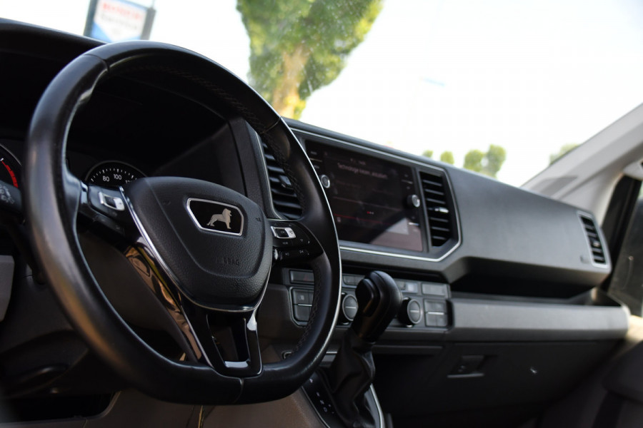 MAN TGE 3.180 2.0 L3H2 PB Edition Camera, Cruise, Carplay, LED, Clima, Stoelverwarming, Trekhaak, Standkachel, Uniek!