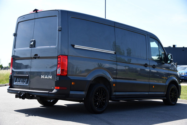 MAN TGE 3.180 2.0 L3H2 PB Edition Camera, Cruise, Carplay, LED, Clima, Stoelverwarming, Trekhaak, Standkachel, Uniek!