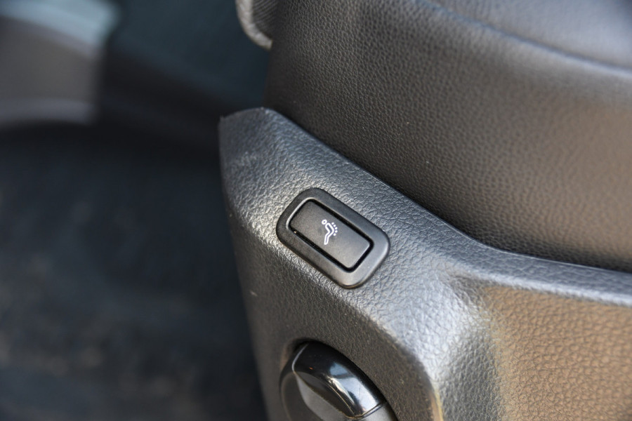MAN TGE 3.180 2.0 L3H2 PB Edition Camera, Cruise, Carplay, LED, Clima, Stoelverwarming, Trekhaak, Standkachel, Uniek!