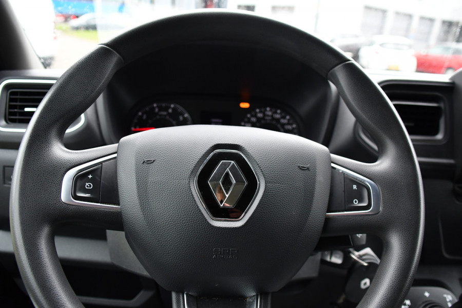 Renault Master T35 2.3 dCi 150 L2H2 PB Edition Camera, Cruise, Carplay, Automaat, Clima, 150pk, Multimedia, NAVI, Uniek!
