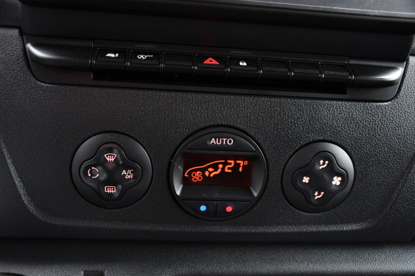 Renault Master T35 2.3 dCi 150 L2H2 PB Edition Camera, Cruise, Carplay, Automaat, Clima, 150pk, Multimedia, NAVI, Uniek!