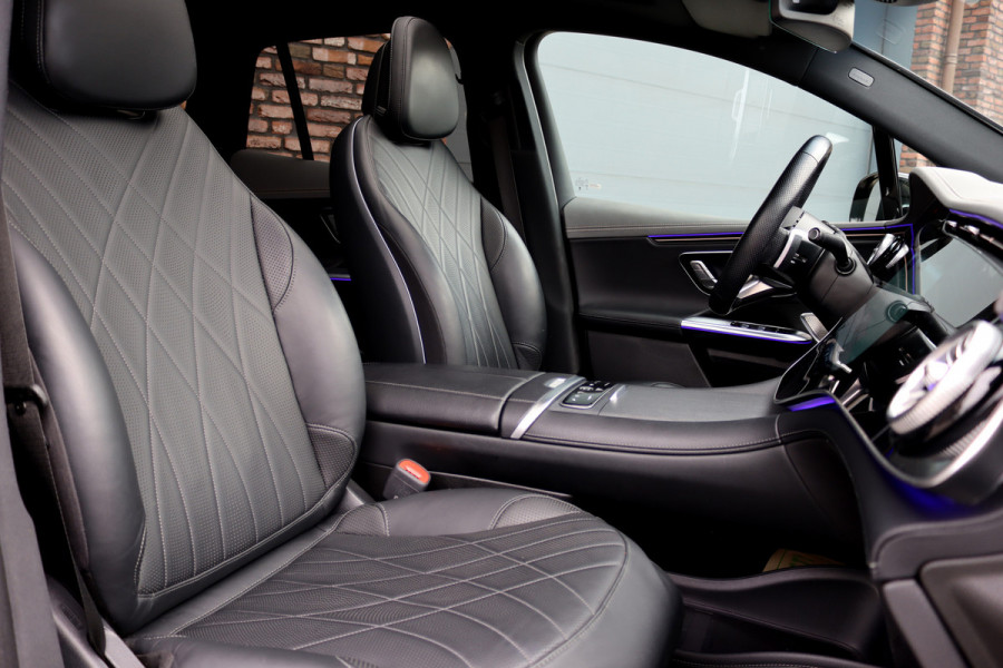 Mercedes-Benz EQE SUV 500 4MATIC AMG Line Premium 91 kWh | Hyperscreen | Distronic+ | Nappa Leder | Stoelventilatie | Trekhaak | Burmester | Digital Light | Panoramadak | Keyless Go |