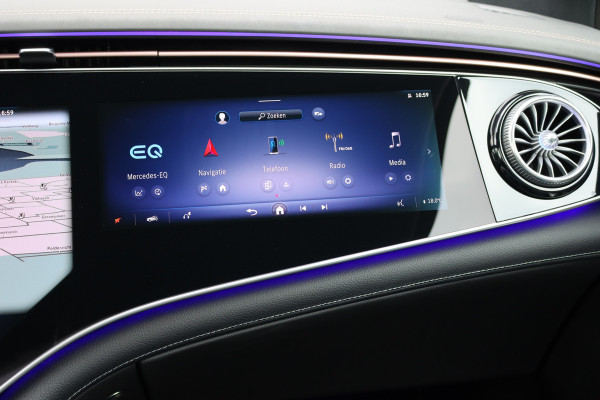 Mercedes-Benz EQE SUV 500 4MATIC AMG Line Premium 91 kWh | Hyperscreen | Distronic+ | Nappa Leder | Stoelventilatie | Trekhaak | Burmester | Digital Light | Panoramadak | Keyless Go |