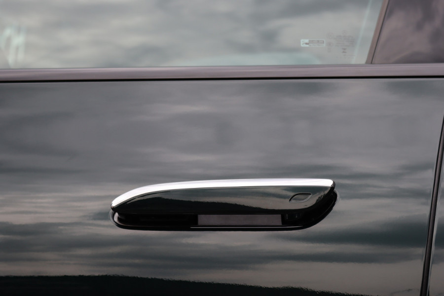 Mercedes-Benz EQE SUV 500 4MATIC AMG Line Premium 91 kWh | Hyperscreen | Distronic+ | Nappa Leder | Stoelventilatie | Trekhaak | Burmester | Digital Light | Panoramadak | Keyless Go |