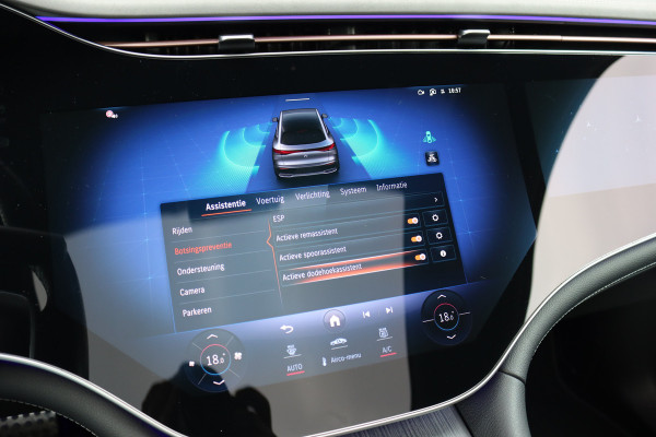 Mercedes-Benz EQE SUV 500 4MATIC AMG Line Premium 91 kWh | Hyperscreen | Distronic+ | Nappa Leder | Stoelventilatie | Trekhaak | Burmester | Digital Light | Panoramadak | Keyless Go |