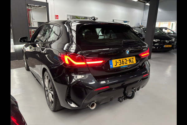 BMW 1-serie 118i Executive M-Sport / Led / Navi / Stoelverwarming