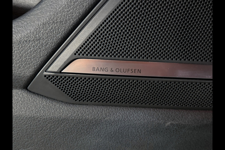 Audi A6 Avant 55 TFSI e quattro S Competition RS-Stoelen|B&o|Sfeer|Panorama|367PK
