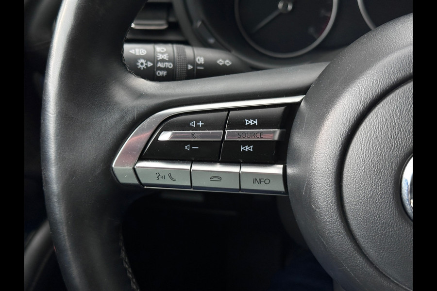 Mazda 3 2.0 e-SkyActiv-X M Hybrid 180 Comfort Bose|HUD|Camera|Stoelverwarming