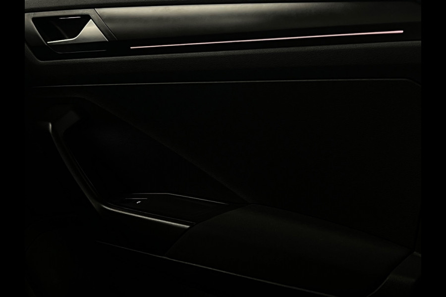 Volkswagen T-Roc 1.0 TSI | Camera | Elek.Koffer| Lane | Pano
