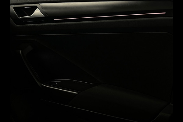 Volkswagen T-Roc 1.0 TSI | Camera | Elek.Koffer| Lane | Pano