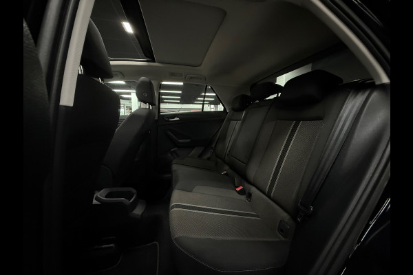 Volkswagen T-Roc 1.0 TSI | Camera | Elek.Koffer| Lane | Pano