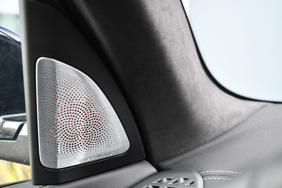 BMW X5 xDrive50e M-Sport Pro Skylounge ACC Trekh B&W Massage Ventilatie Alcantara 22inch